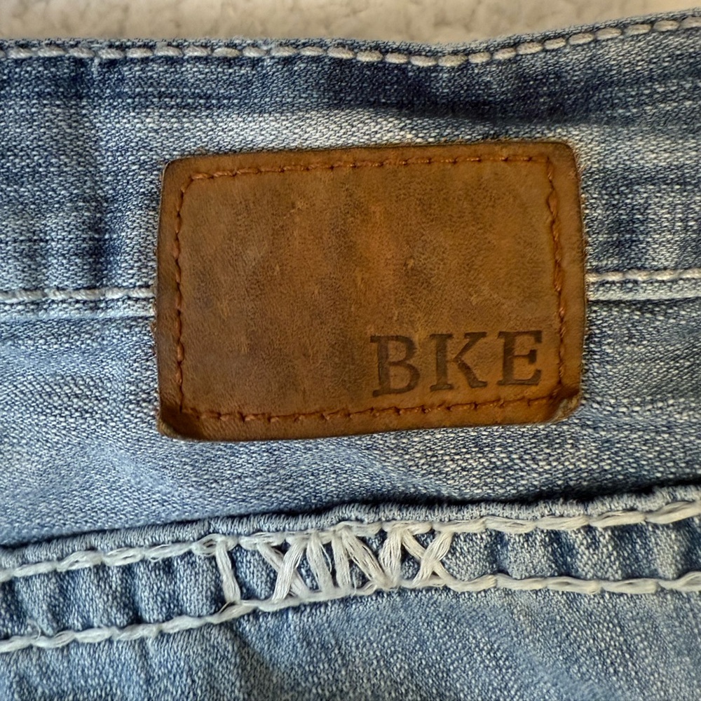 BKE Aaron distressed jeans 28R - Picture 8 of 10